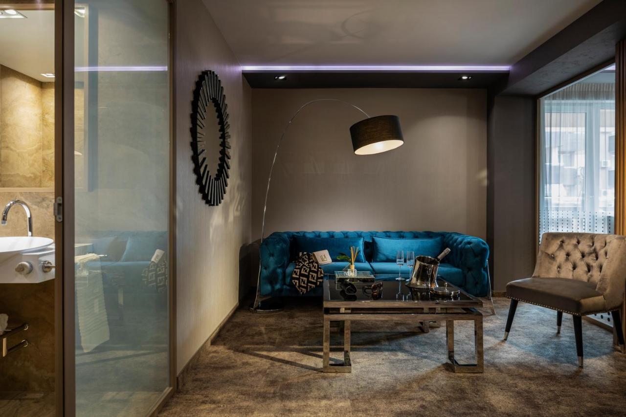 -- Este Park Hotel -- Part Of Urban Chic Luxury Design Hotels - Parking & Compliments - Next To Shopping & Dining Mall Plovdiv Bagian luar foto