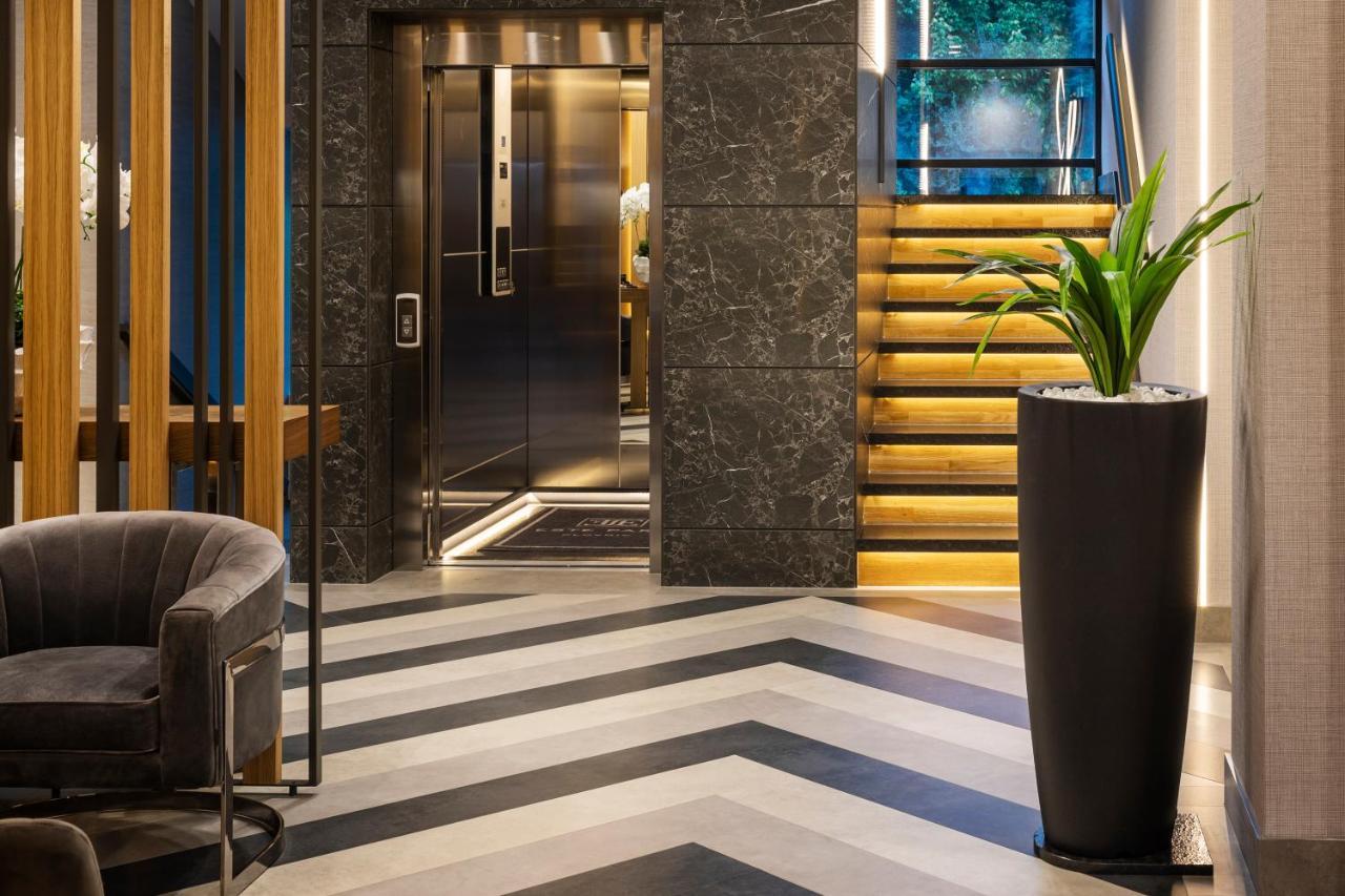 -- Este Park Hotel -- Part Of Urban Chic Luxury Design Hotels - Parking & Compliments - Next To Shopping & Dining Mall Plovdiv Bagian luar foto