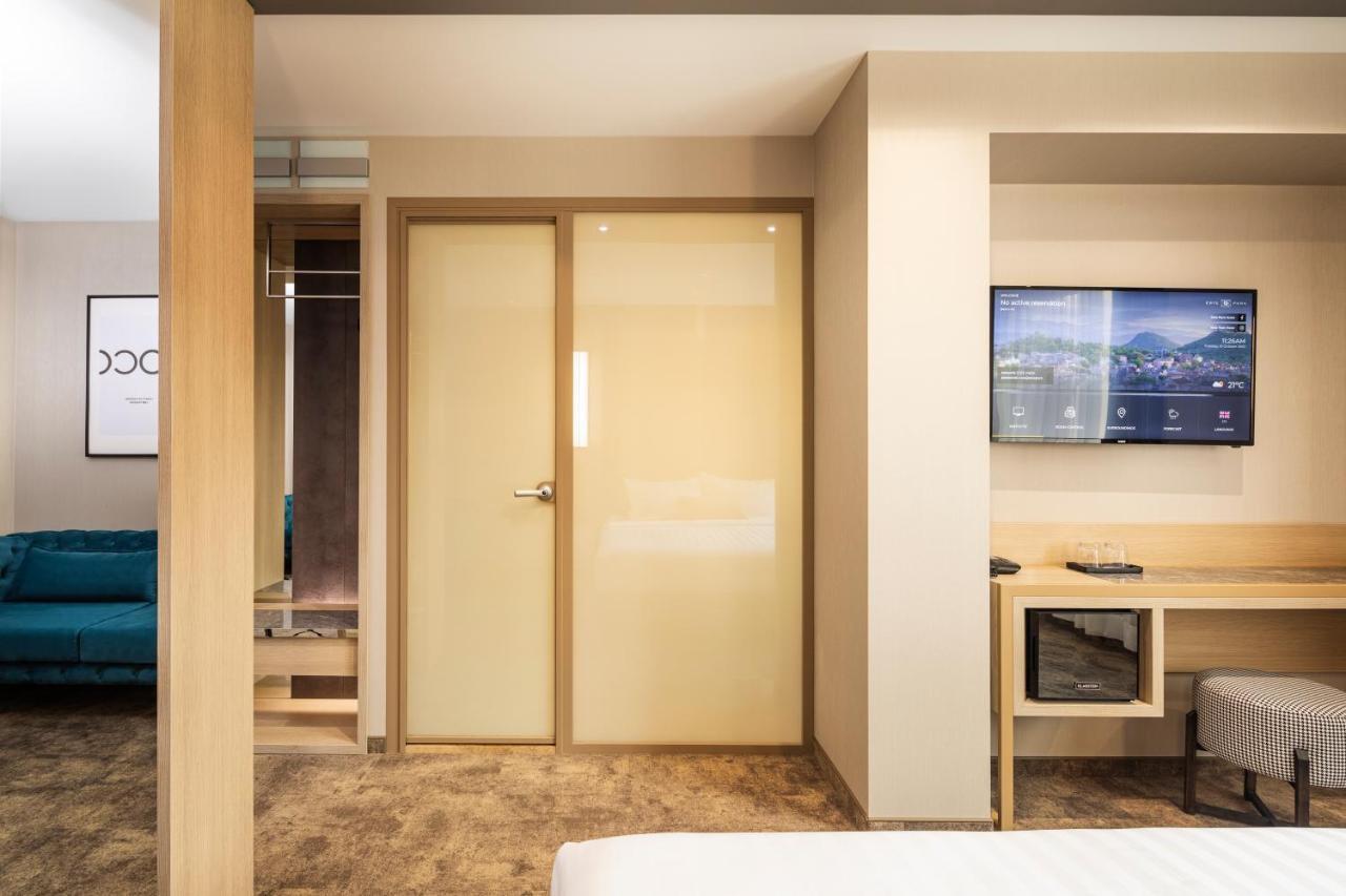-- Este Park Hotel -- Part Of Urban Chic Luxury Design Hotels - Parking & Compliments - Next To Shopping & Dining Mall Plovdiv Bagian luar foto